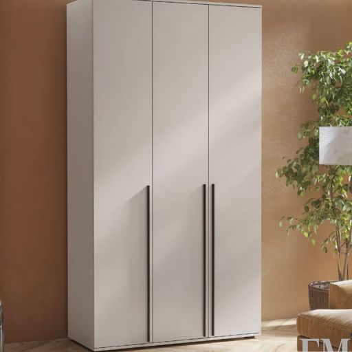 Трёхстворчатый шкаф «Норд»